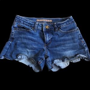 Joe’s scalloped jean shorts